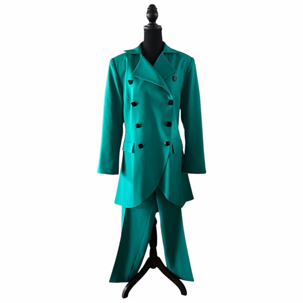 Ben Marc Green 2pc Pant Suit with Longline Jacket Blazer, Black Buttons, Size 16